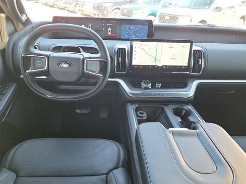 New 2025 Ford Expedition Platinum w/ Stealth Performance Package image 11