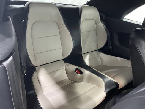 Used 2018 Ford Mustang GT Premium RWD image 28