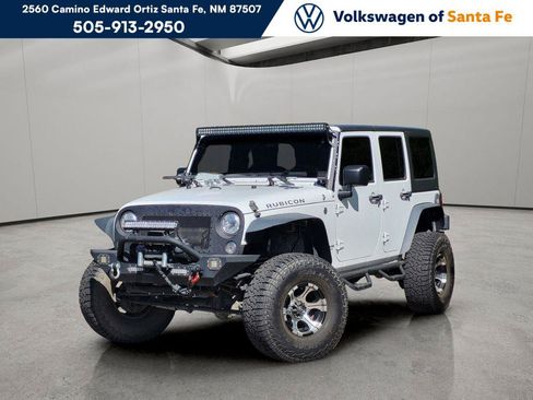 Used 2017 Jeep Wrangler Unlimited Rubicon w/ Connectivity Group AWD/4WD image 1