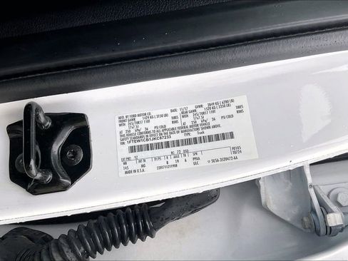 Used 2018 Ford F150 XLT RWD image 30