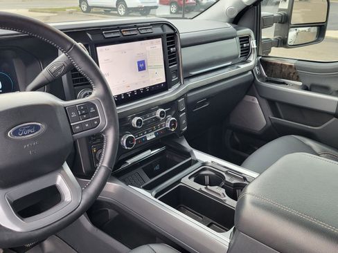 Used 2024 Ford F250 Lariat w/ Lariat Ultimate Package image 24
