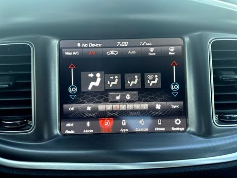 Used 2019 Dodge Charger Scat Pack RWD image 25