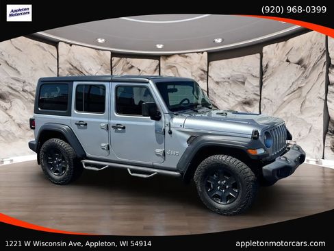 Used 2018 Jeep Wrangler Unlimited Sport S AWD/4WD image 9