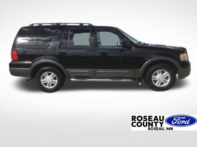 Used 2005 Ford Expedition XLT AWD/4WD image 1