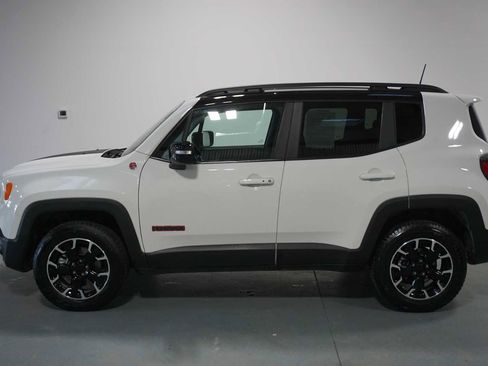 Used 2023 Jeep Renegade Trailhawk w/ Trailhawk Elite Group image 2