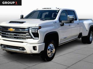 Used 2025 Chevrolet Silverado 3500 High Country w/ Technology Package video 1