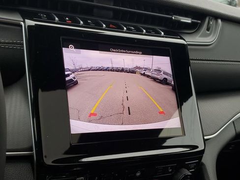 New 2025 Jeep Grand Cherokee Laredo X image 11