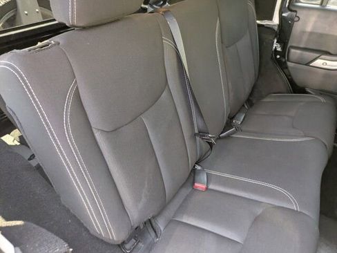 Used 2015 Jeep Wrangler Unlimited Sahara w/ Connectivity Group image 29