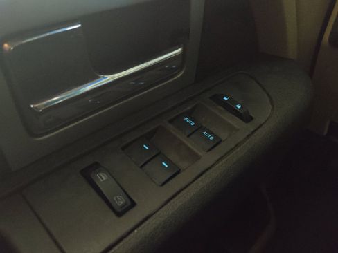 Used 2012 Ford F150 Lariat w/ Lariat Plus Pkg AWD/4WD image 27