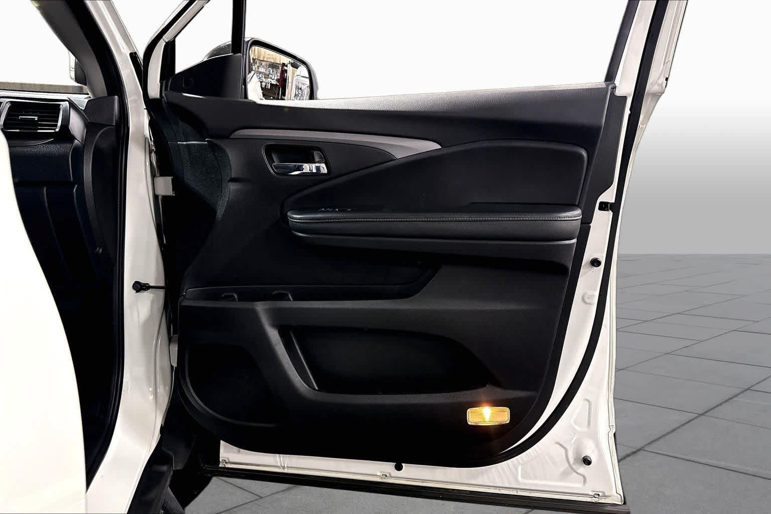 Used 2022 Honda Ridgeline RTL-E image 23
