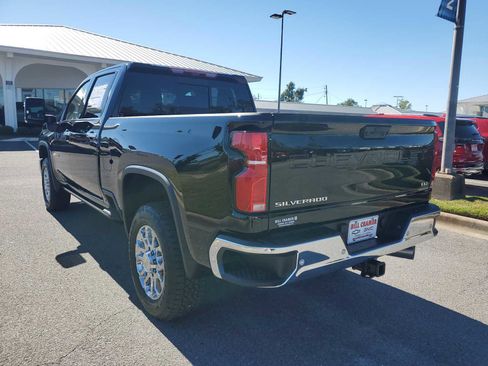 New 2026 Chevrolet Silverado 3500 LTZ w/ LTZ Premium Package image 3