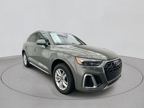 Used 2023 Audi Q5 2.0T Premium w/ Convenience Package AWD/4WD image 5