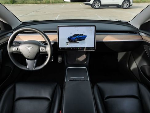Used 2022 Tesla Model 3 Long Range AWD/4WD image 15