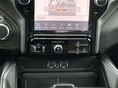 New 2026 RAM 1500 4x4 Crew Cab image 22