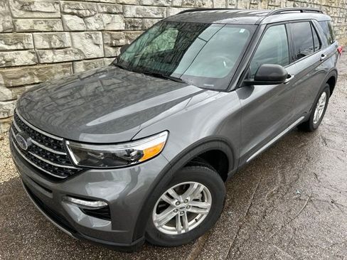 Used 2023 Ford Explorer XLT w/ Equipment Group 202A AWD/4WD image 1