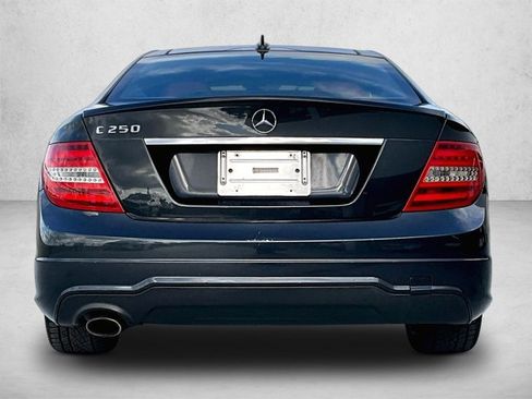 Used 2015 Mercedes-Benz C 250 Coupe image 4