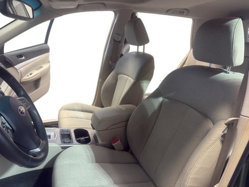 Used 2012 Subaru Outback 2.5i Premium AWD/4WD image 14