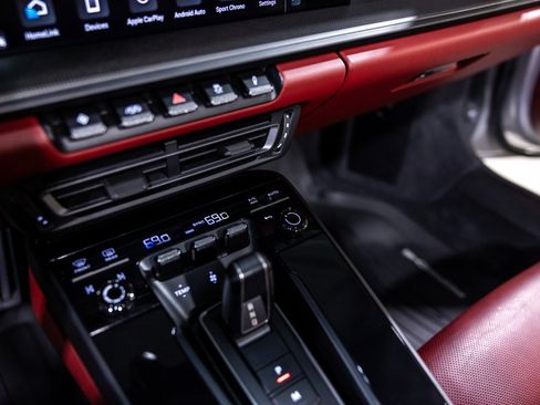 Used 2022 Porsche 911 Cabriolet image 53