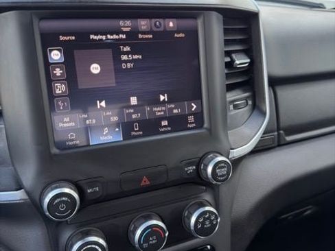 Used 2022 RAM 1500 Big Horn AWD/4WD image 12