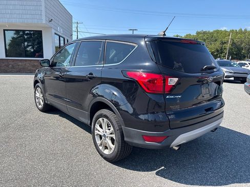 Used 2019 Ford Escape SE AWD/4WD image 6