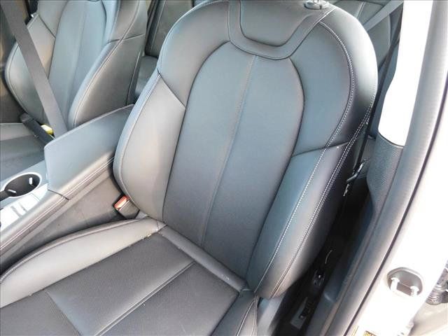 Used 2026 Genesis G70 2.5T RWD image 9
