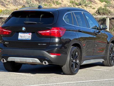 Used 2020 BMW X1 xDrive28i w/ Convenience Package image 2