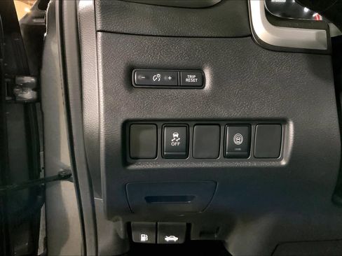 Used 2021 Nissan Murano SV AWD/4WD image 35