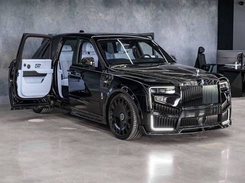 Used 2026 Rolls-Royce Cullinan AWD/4WD image 6