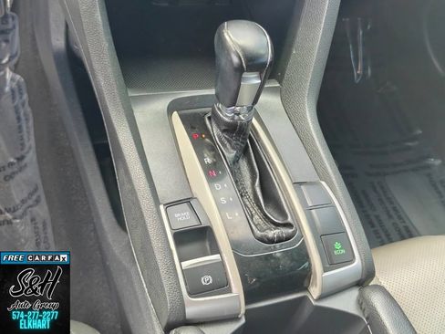 Used 2016 Honda Civic Touring image 13