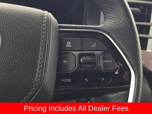 Used 2025 Toyota Tundra Platinum AWD/4WD image 24