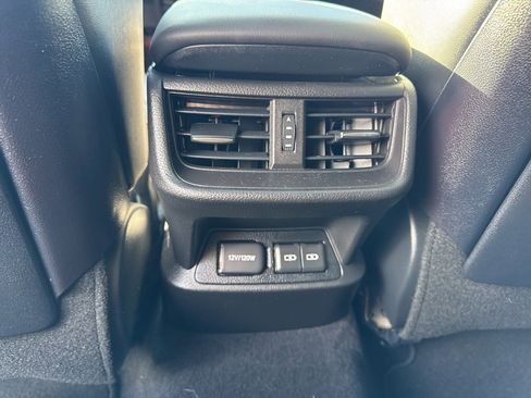 Used 2024 Lexus ES 350 w/ Accessory Package (Z1) image 40