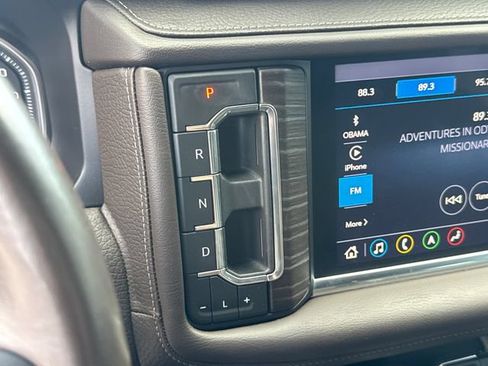 Used 2021 GMC Yukon XL Denali w/ Denali Premium Package RWD image 26