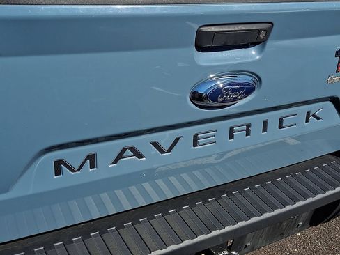 Used 2022 Ford Maverick XL FWD image 11