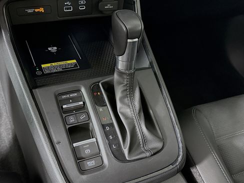 Used 2025 Honda CR-V EX-L image 19