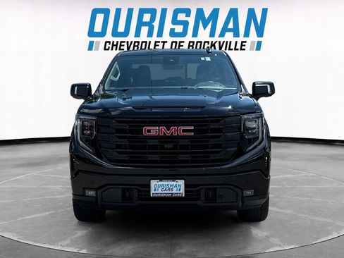 Used 2024 GMC Sierra 1500 Elevation w/ Elevation Premium Package AWD/4WD image 8