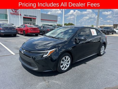Used 2023 Toyota Corolla LE FWD image 1