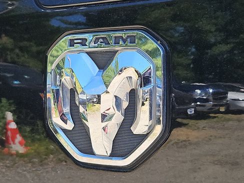 Used 2020 RAM 1500 Limited AWD/4WD image 34