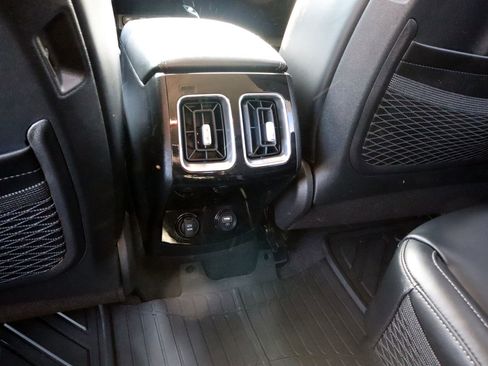 Used 2022 Kia Sorento SX image 22