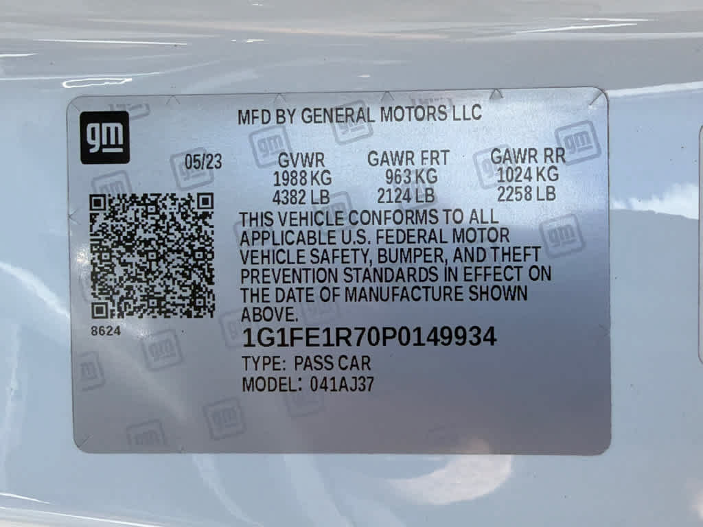 Used 2023 Chevrolet Camaro LT RWD image 28