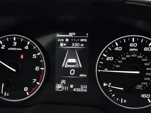 Used 2025 Subaru Crosstrek 2.5i Premium AWD/4WD image 21