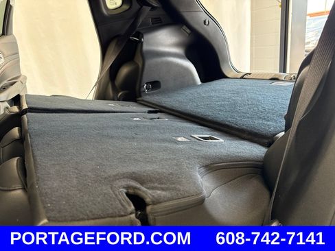 Used 2025 Jeep Compass Trailhawk AWD/4WD image 34