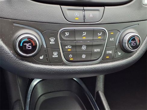 Used 2022 Chevrolet Malibu LT w/ Redline Edition image 18