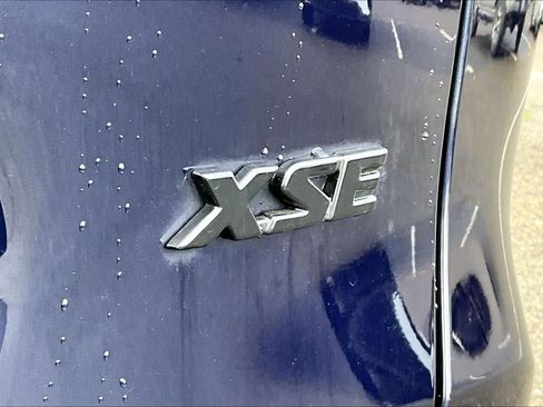 Used 2021 Toyota RAV4 XSE w/ Weather Package image 9