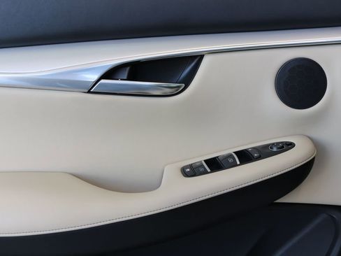 Certified 2020 INFINITI QX50 Luxe w/ Navigation Package image 12