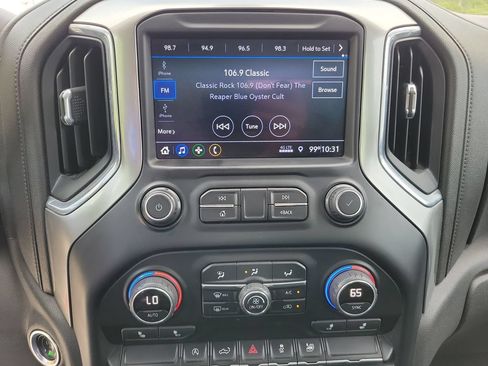 Used 2020 Chevrolet Silverado 1500 LT w/ All-Star Edition RWD image 15