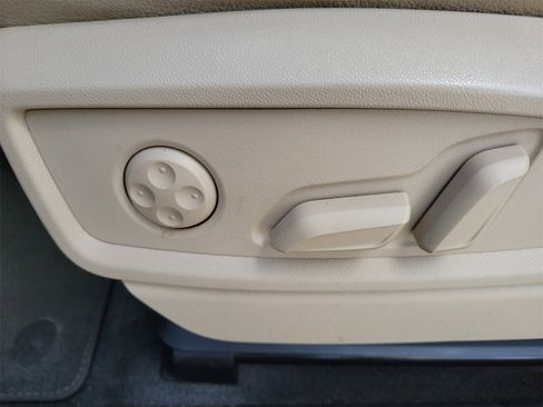 Used 2018 Audi Q5 2.0T Premium Plus w/ Premium Plus Package image 13