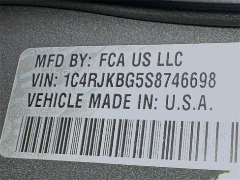 New 2025 Jeep Grand Cherokee L Limited image 17