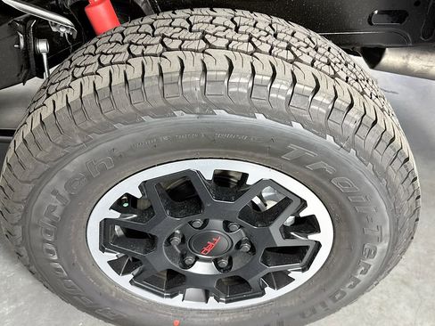 New 2026 Toyota Tacoma TRD Off-Road image 29