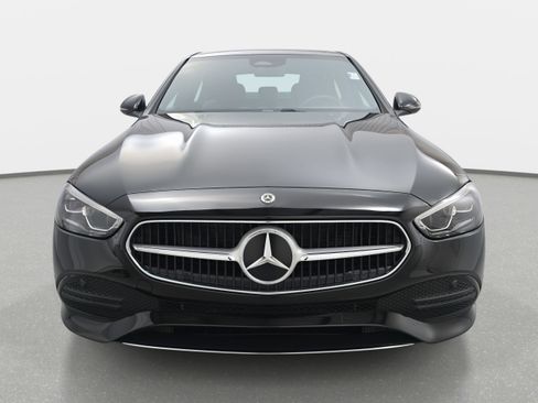 Used 2025 Mercedes-Benz C 300 Sedan image 2