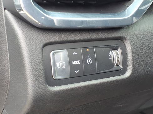 Certified 2024 GMC Acadia Elevation FWD image 6